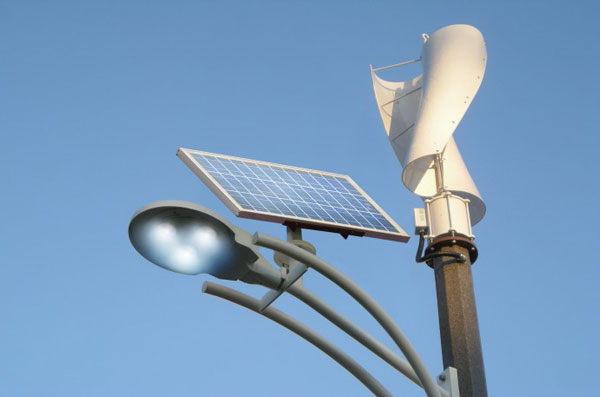 風(fēng)光互補(bǔ)是什么意思？什么是風(fēng)光互補(bǔ)路燈？