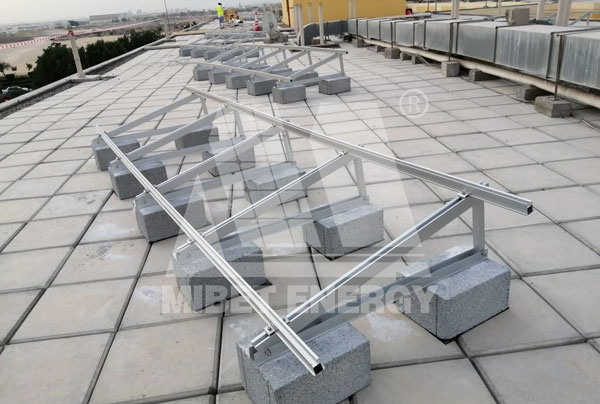 太陽(yáng)能鋁合金支架有什么特點(diǎn)？