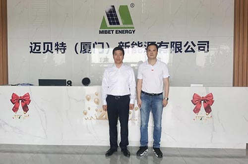 廈門(mén)市集美區(qū)區(qū)長(zhǎng)倪杰、工信局局長(zhǎng)張泓等蒞臨邁貝特參觀指導(dǎo)