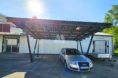 聚光全球！邁貝特BIPV光伏車棚系統(tǒng)實現(xiàn)跨界融合