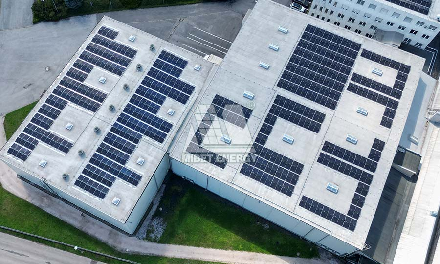 捷克 水泥平屋頂光伏項(xiàng)目 3.7MW-3