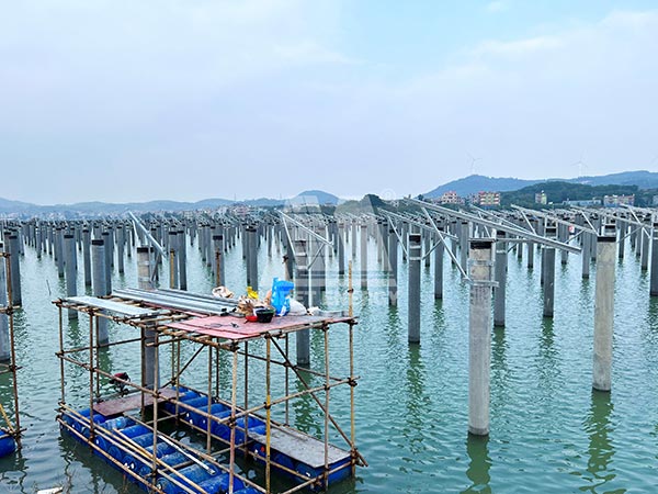 44MW漁光互補(bǔ)項(xiàng)目